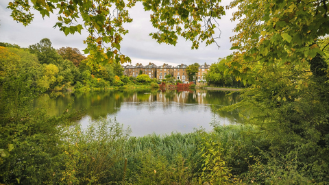 Best Hikes In and Around London This Summer